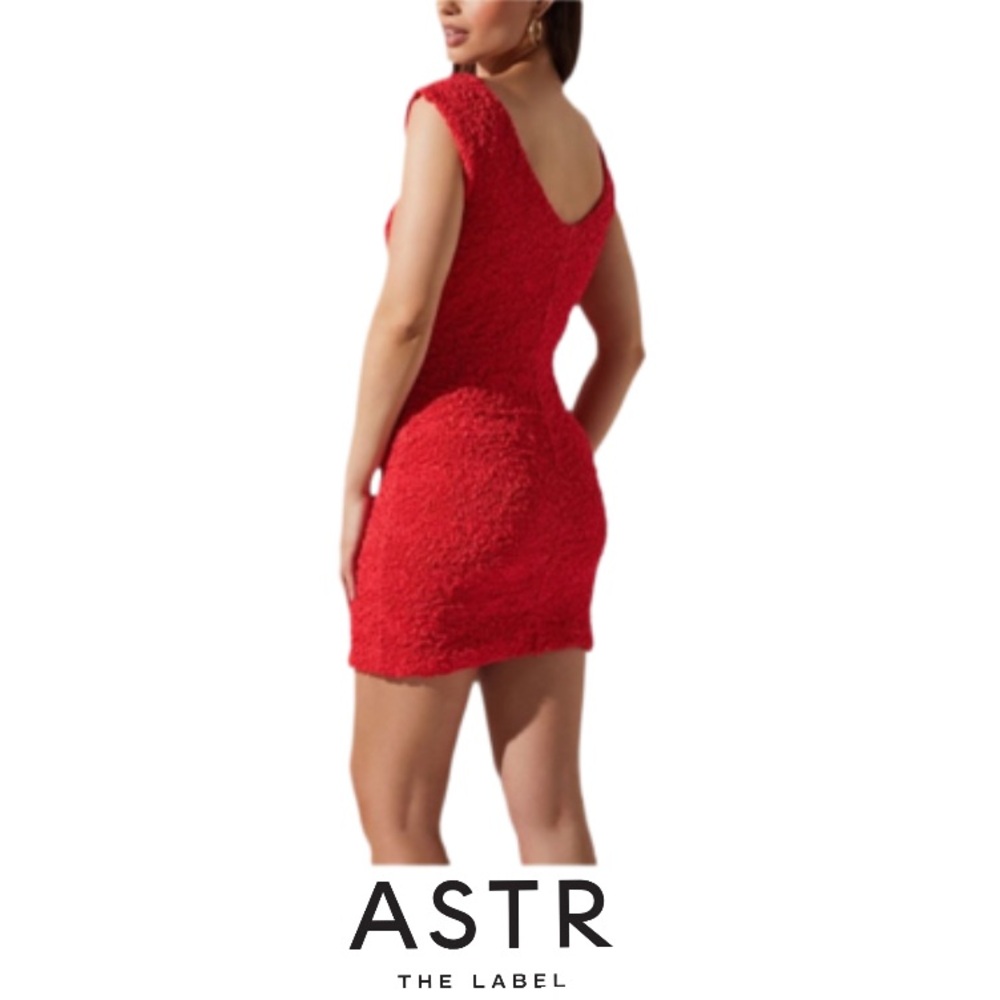 ASTR THE LABEL | Odelle Mini Bodycon Dress Textured Red Orange Summer Beach